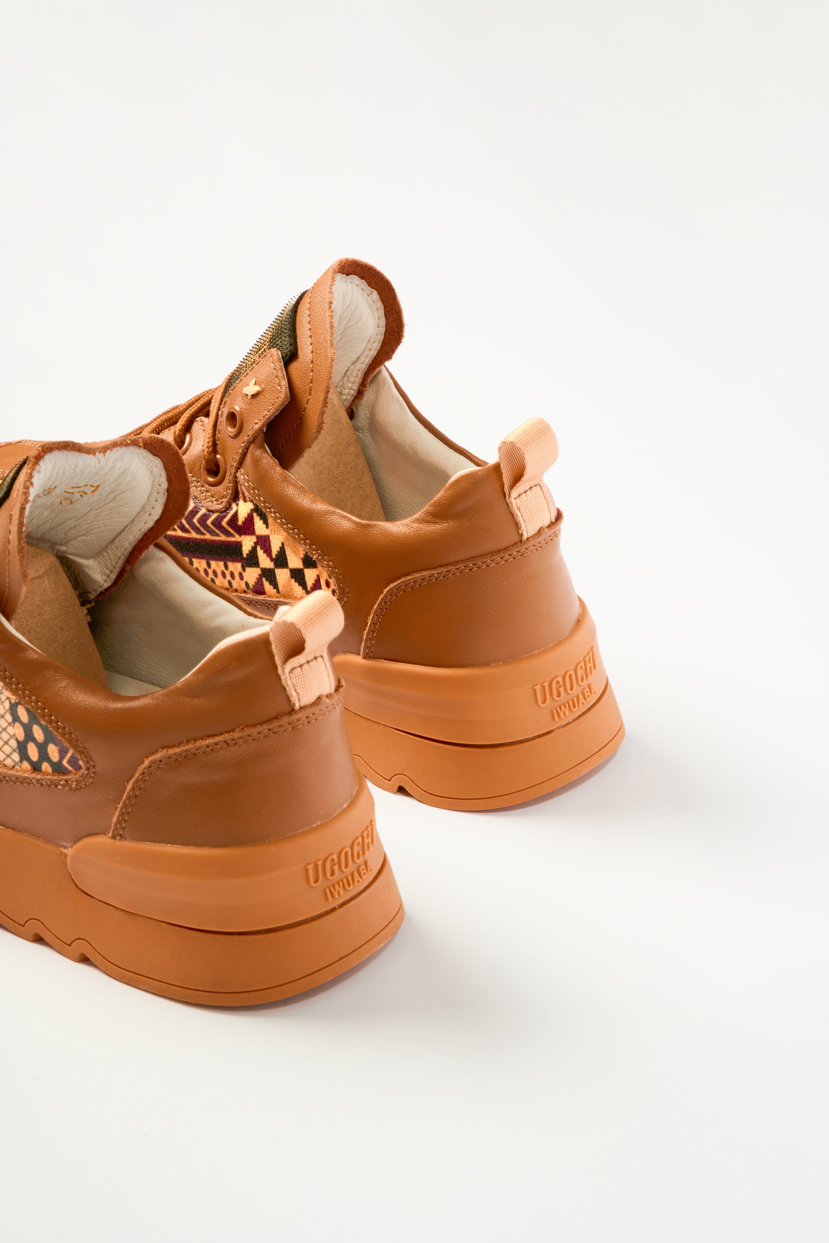 新品LP 激レア アングラ　PEOPLE WITHOUT SHOES Chux Leather Print Sneakers – African x Western Streetwear